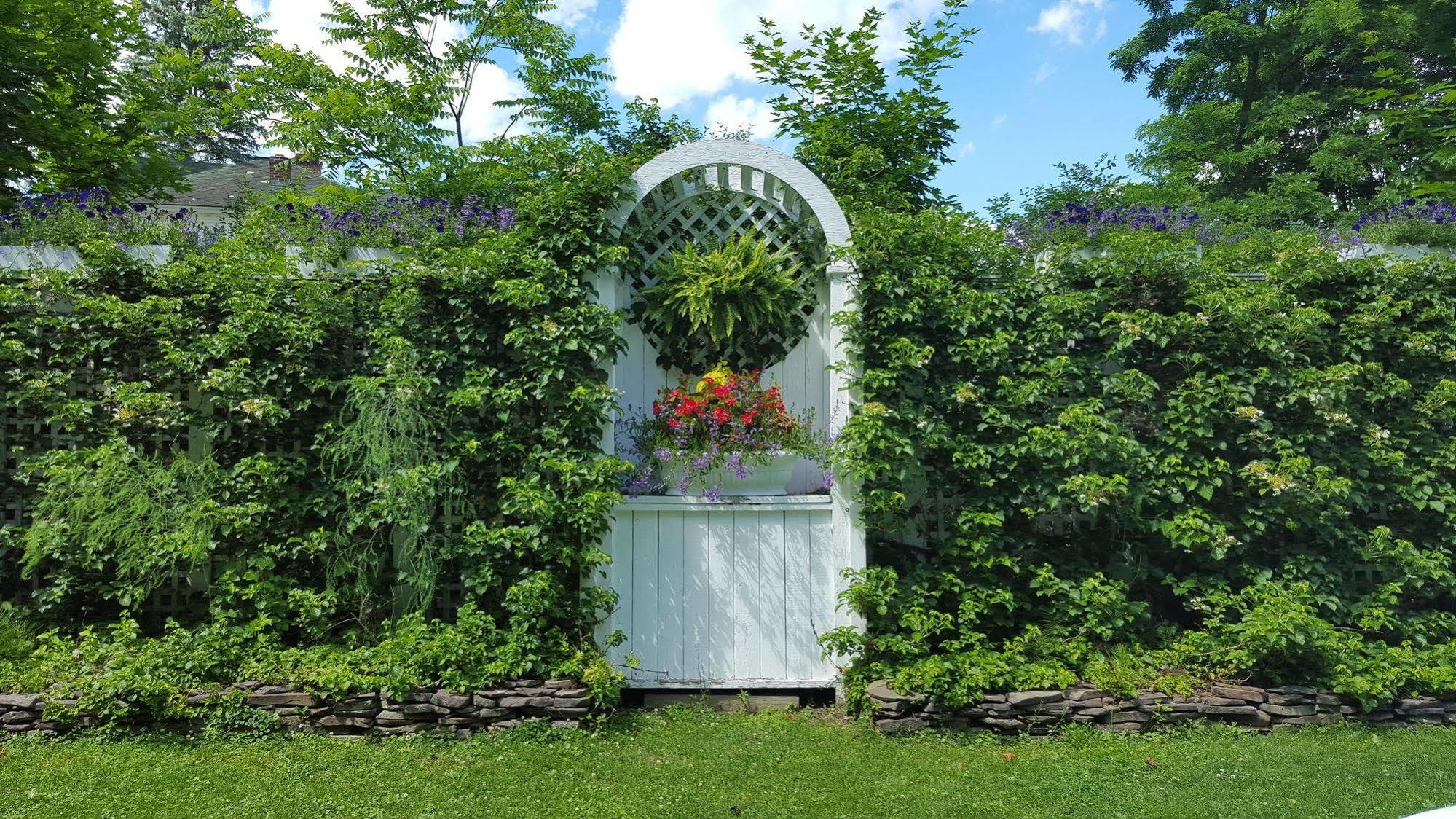 The White House Inn Cooperstown Eksteriør bilde